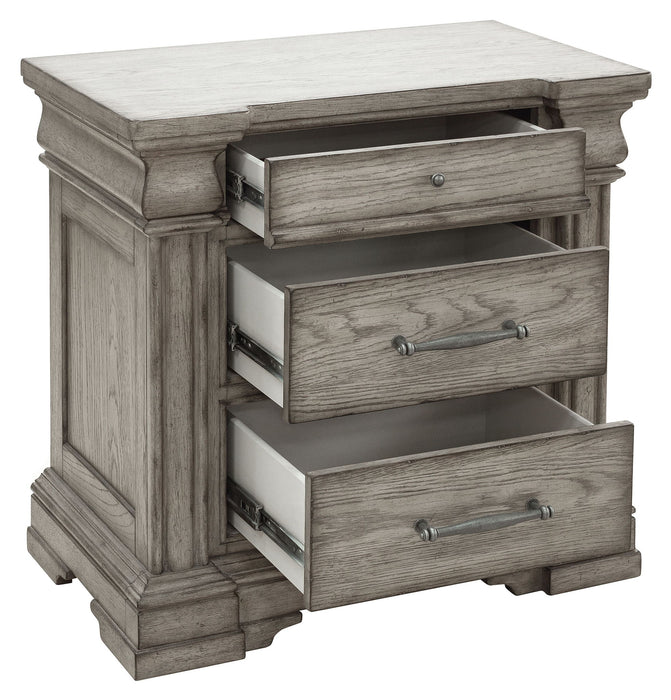 Madison Ridge - Bedroom Set With Panel Bed