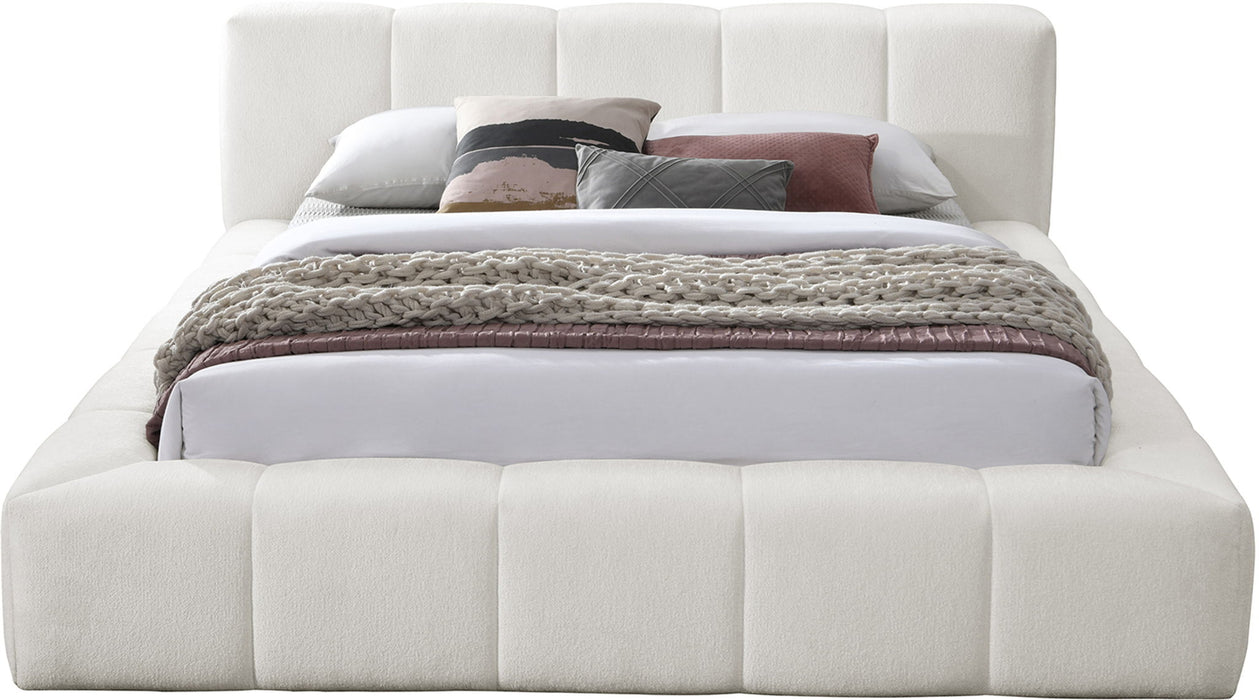 Carlin - Bed