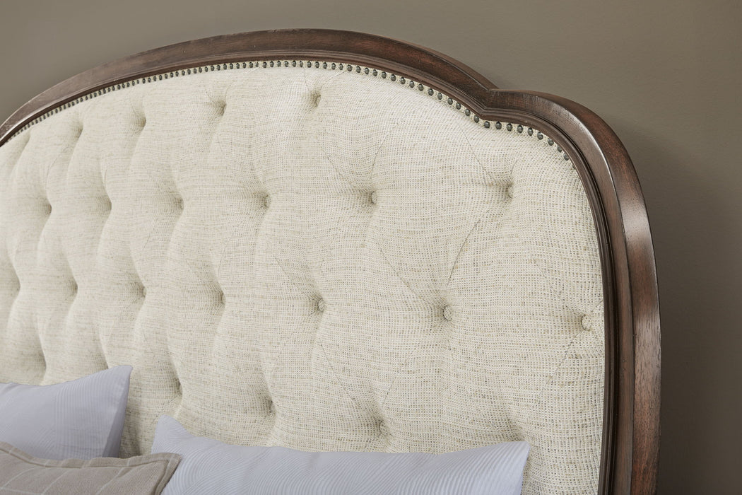 Saddle Creek - Upholstered Bed