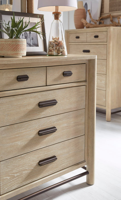 Sunset Cove - Drawer Dresser With Metal Stretchers
