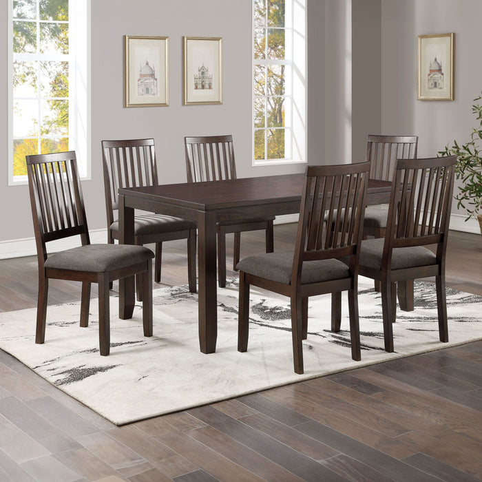 Yorktown - Dining Set