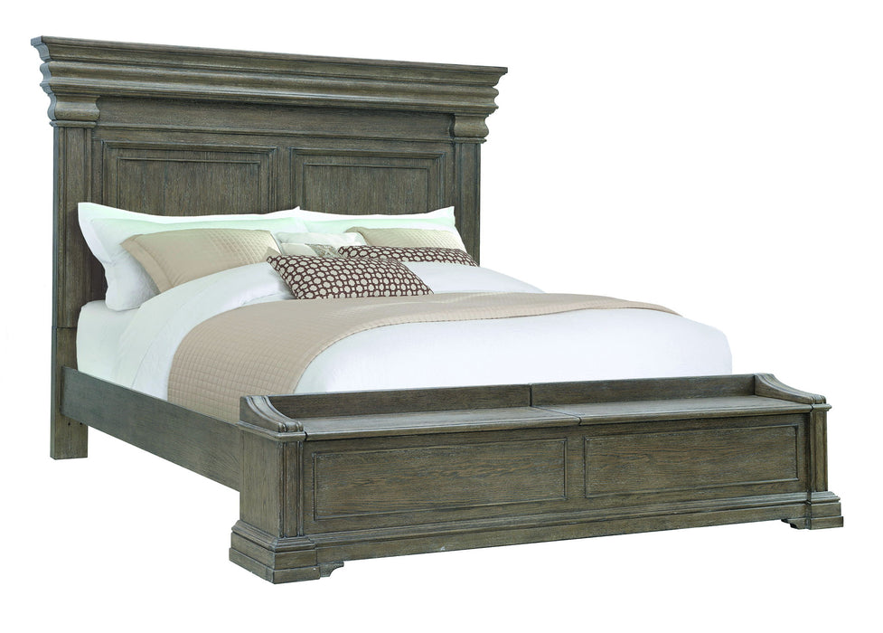 Madison Ridge - Panel Bed With Blanket Chest Footboard