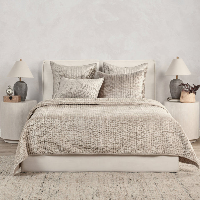 Bari - Velvet Sham