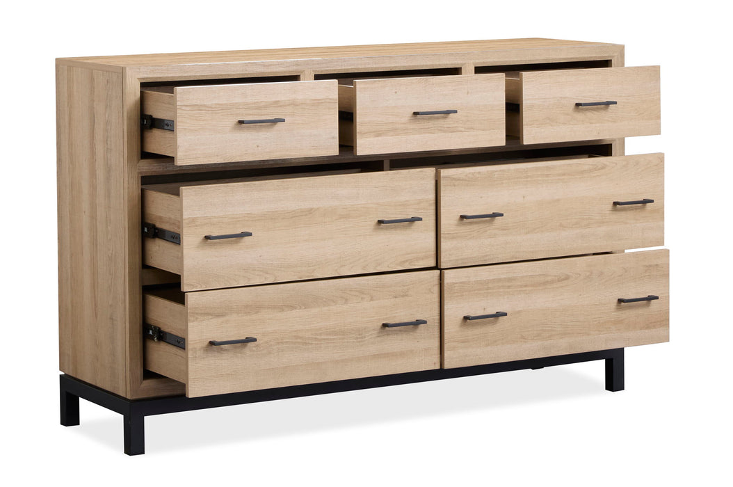 Bastain - Drawer Dresser