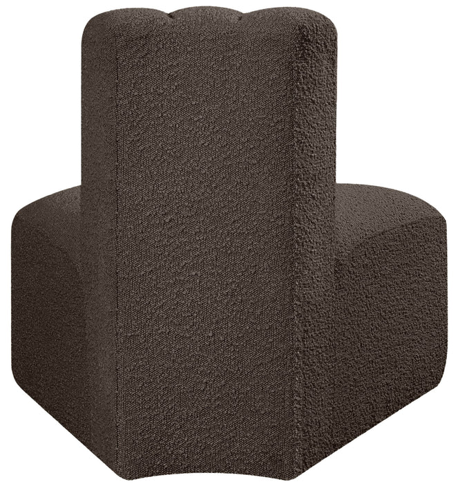 Arc - Boucle Fabric Reverse Corner