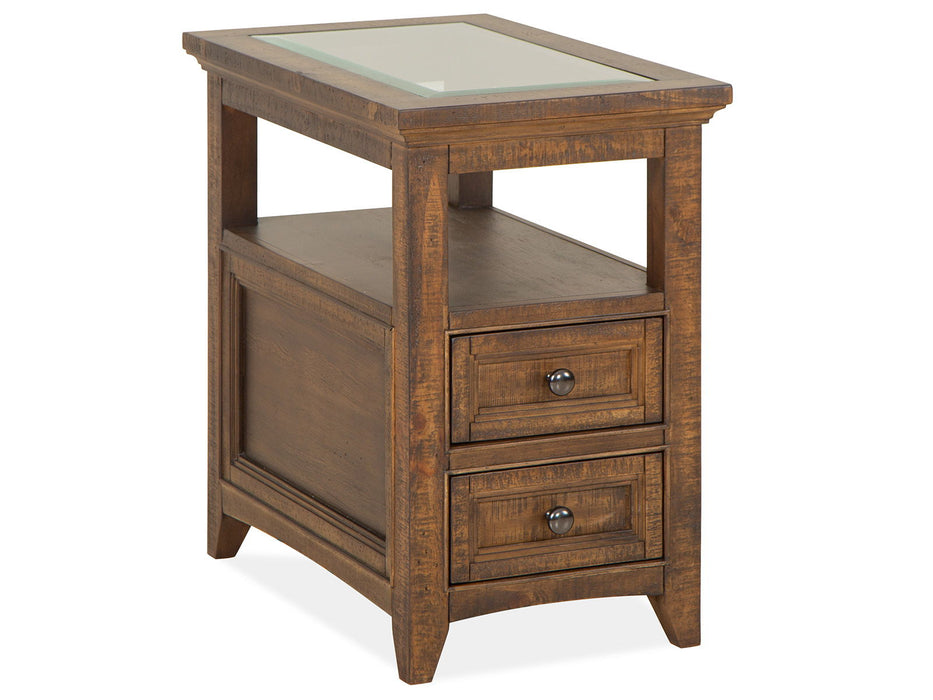 Bay Creek - Chairside End Table - Toasted Nutmeg