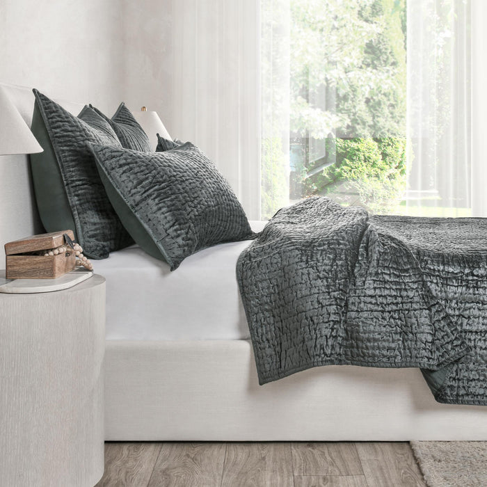 Bari - Velvet Sham