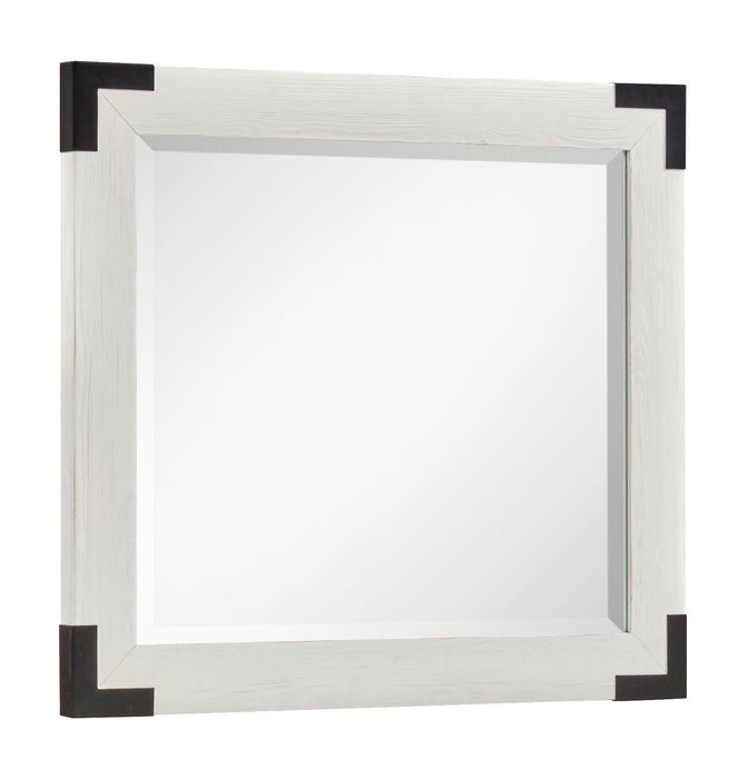 Harper Springs - Door Dresser