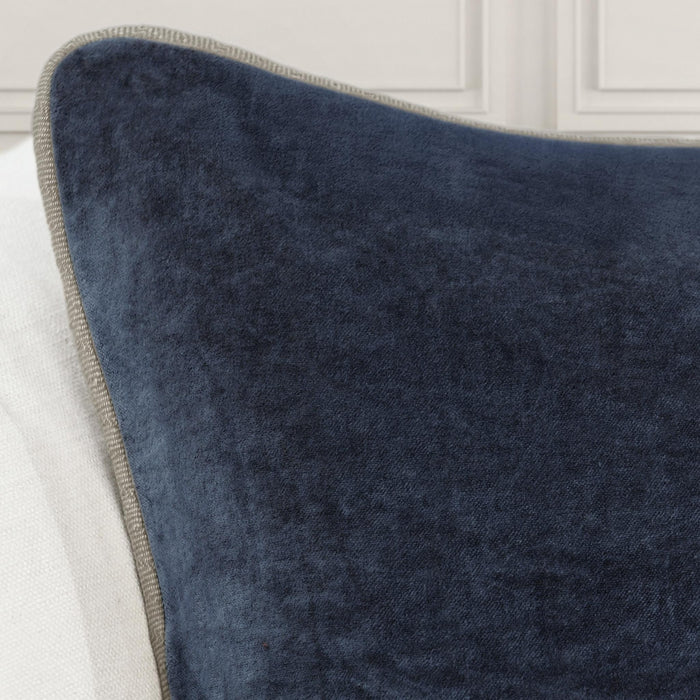 Heirloom Velvet - SLD Pillow