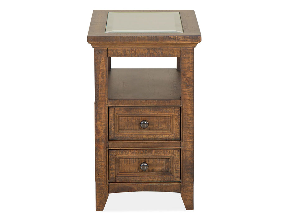 Bay Creek - Chairside End Table - Toasted Nutmeg